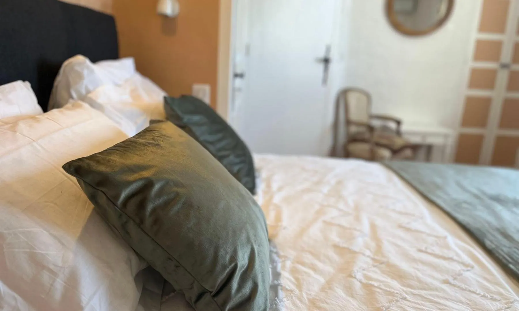 Villa Harmonie - Unique Provencal Charm Antibes France